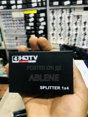 HDTV 4in1 Splitter