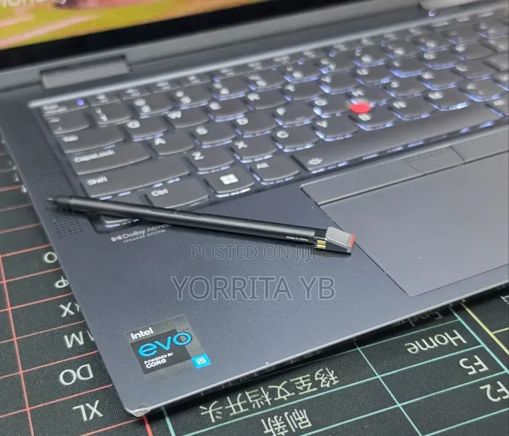 New Laptop Lenovo ThinkPad X1 Yoga 16GB Intel Core i5 SSD 512GB