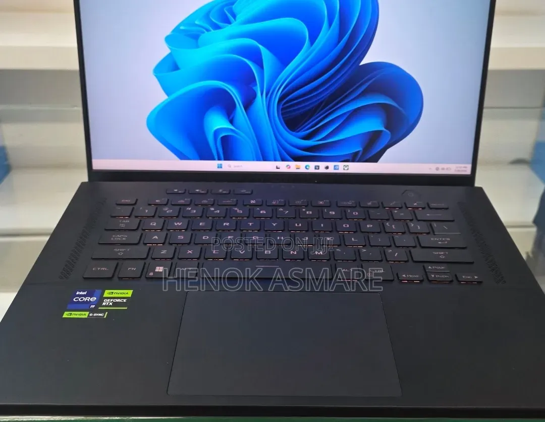 New Laptop Asus ROG Zephyrus G15 16GB Intel Core i9 SSD 1T
