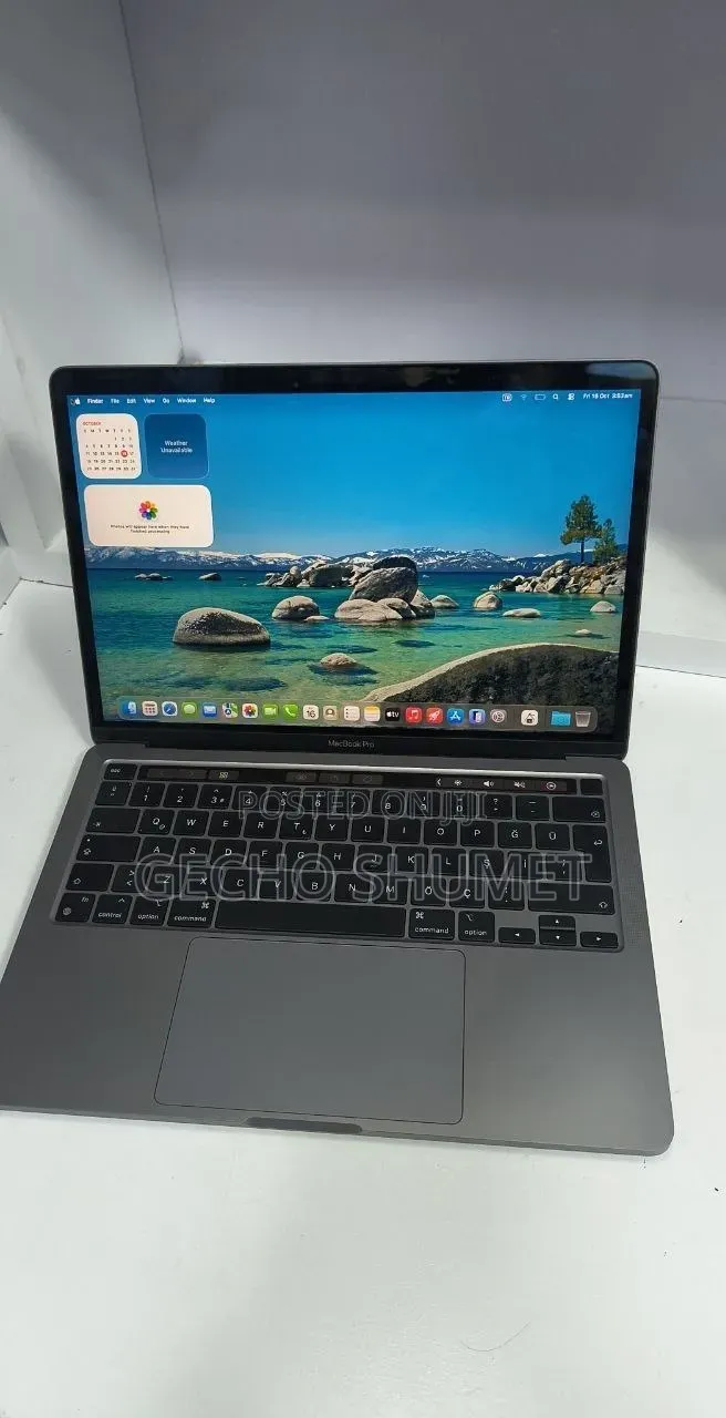 New Laptop Apple MacBook Pro 2020 M1 8GB Apple M1 Pro SSD 256GB