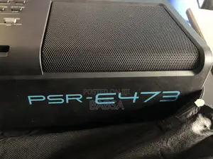 Yamaha PSR E473