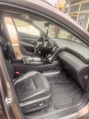 Hyundai Tucson Sport 2021 Gold
