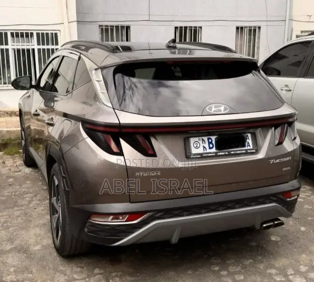Hyundai Tucson Sport 2021 Gold