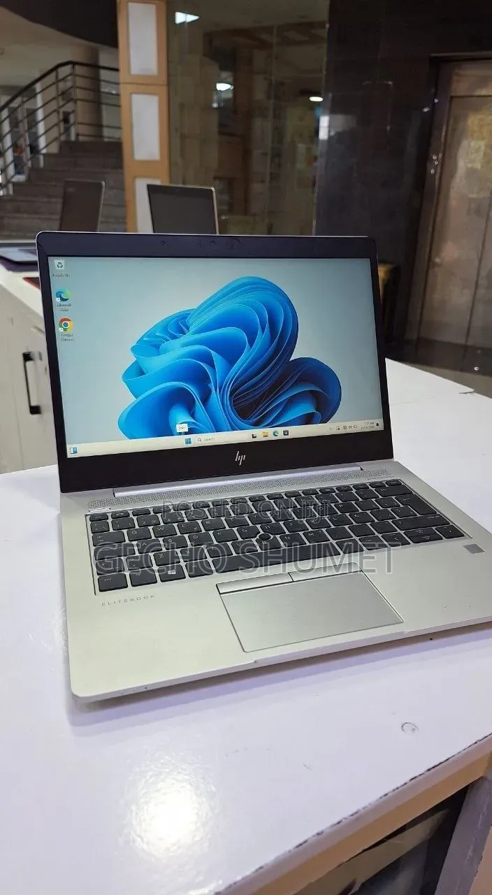 New Laptop HP EliteBook 830 G5 8GB Intel Core i5 SSD 512GB