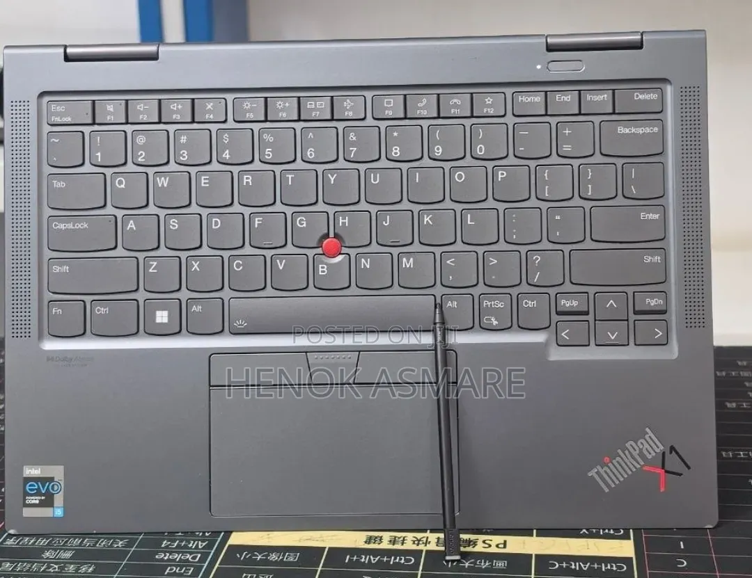 New Laptop Lenovo ThinkPad X1 Yoga 16GB Intel Core i5 SSD 512GB
