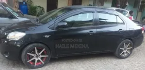 Toyota Yaris 2010 Black