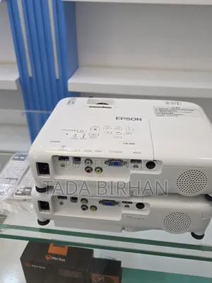 Epson CB-X41 Projector Specifications
• Brightness: