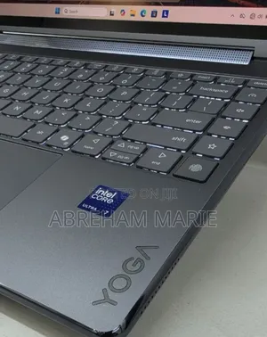 New Laptop Lenovo Yoga 9 16GB Intel Core Ultra 7 SSD 512GB