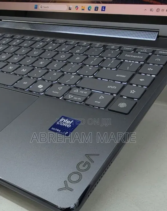 New Laptop Lenovo Yoga 9 16GB Intel Core Ultra 7 SSD 512GB