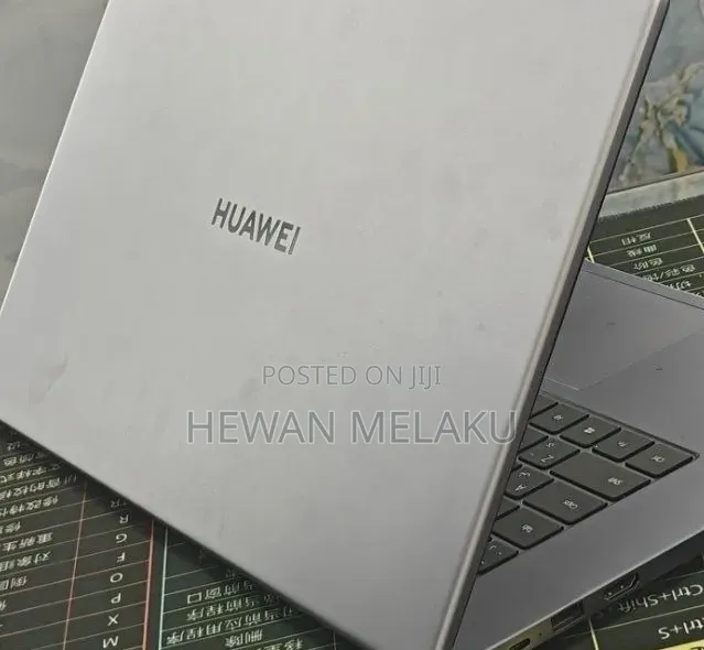 New Laptop Huawei 8GB Intel Core i3 SSD 256GB
