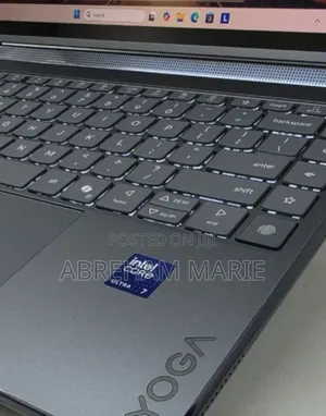 New Laptop Lenovo Yoga 9 16GB Intel Core Ultra 7 SSD 512GB