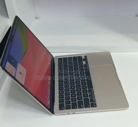 New Laptop Apple MacBook Air 2026 M5 16GB Apple M5 SSD 512GB