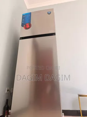 Fridge Media 489L