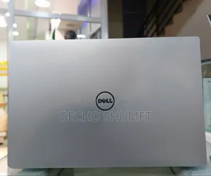 New Laptop Dell 16GB Intel Core i7 SSD 512GB