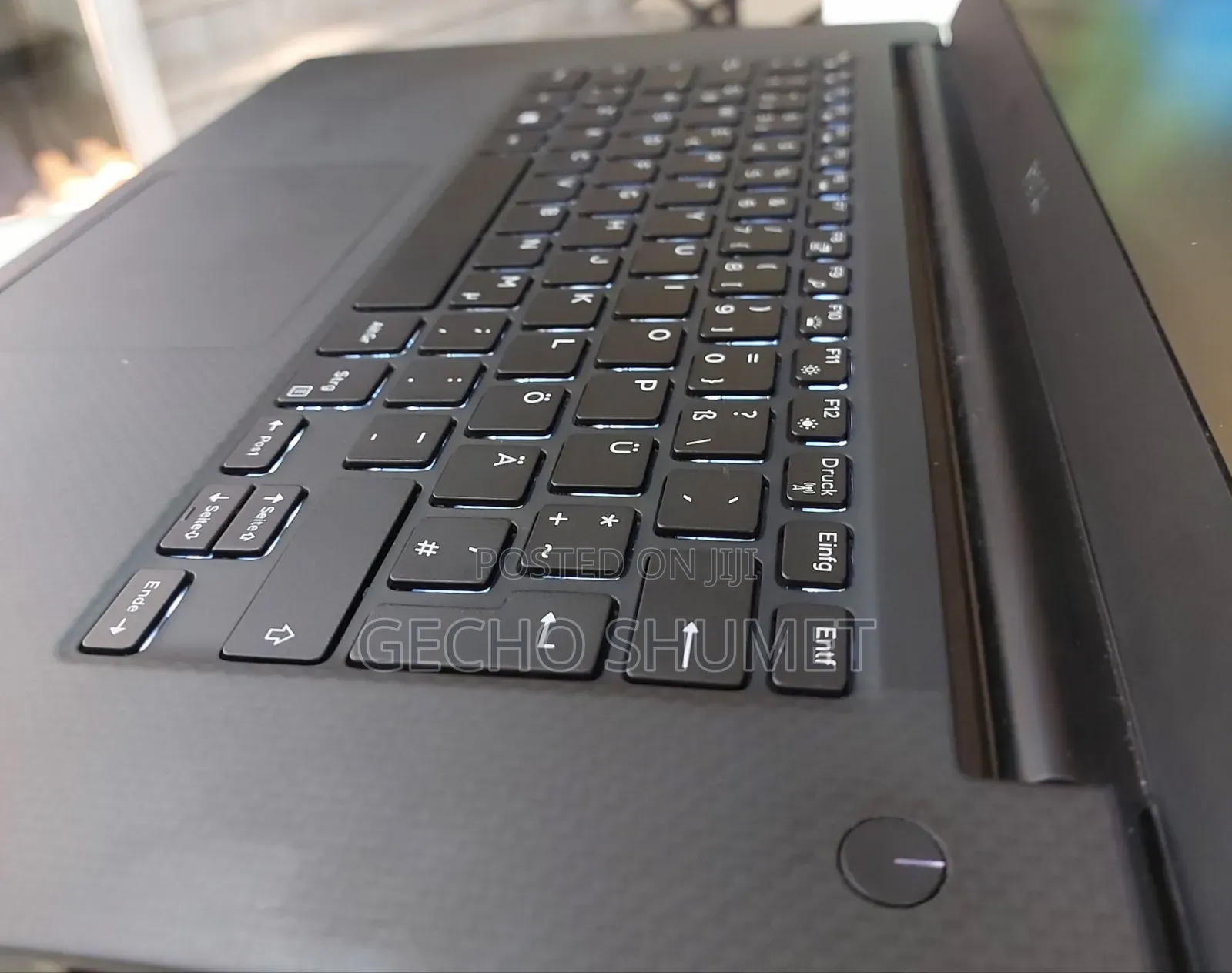 New Laptop Dell 16GB Intel Core i7 SSD 512GB