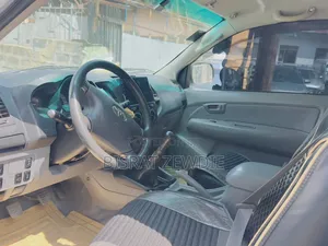 Toyota Hilux 2010