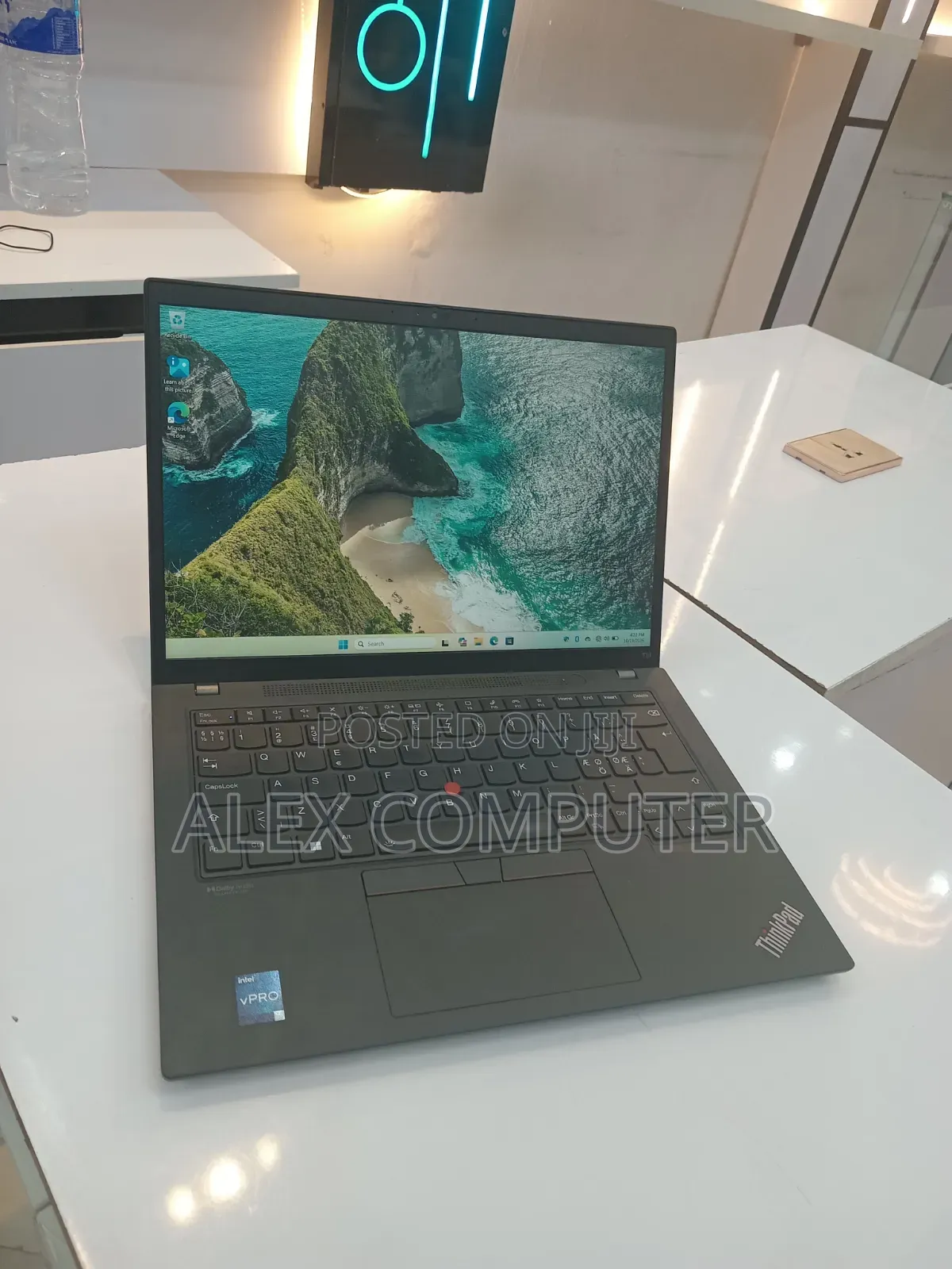 New Laptop Lenovo ThinkPad T14 G3 16GB Intel Core i7 SSD 512GB