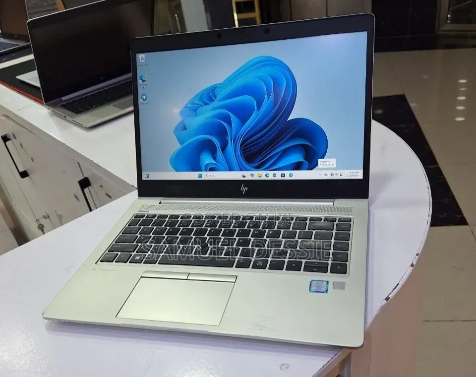 New Laptop HP EliteBook 840 G5 16GB Intel Core i7 SSD 512GB