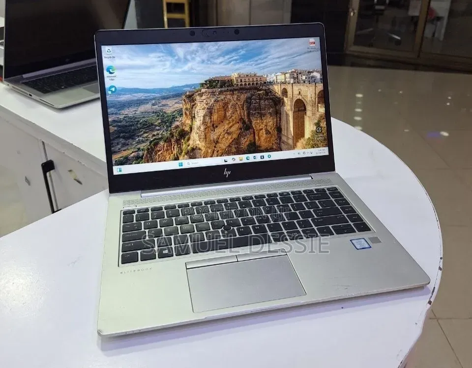 New Laptop HP EliteBook 840 G5 16GB Intel Core i7 SSD 512GB