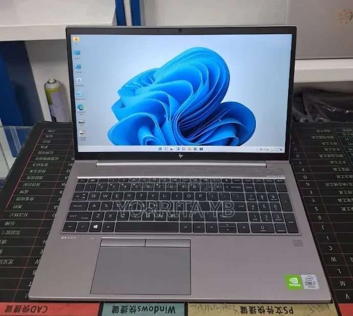 New Laptop HP Zbook Studio G7 16GB Intel Core i7 SSD 512GB