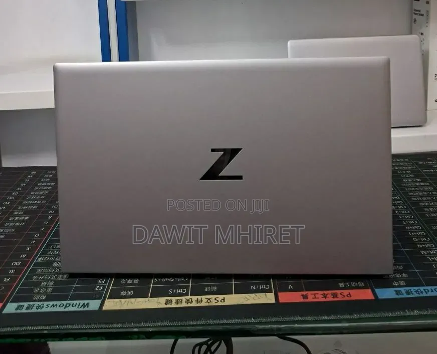 New Laptop HP ZBook 14 16GB Intel Core i7 SSD 512GB
