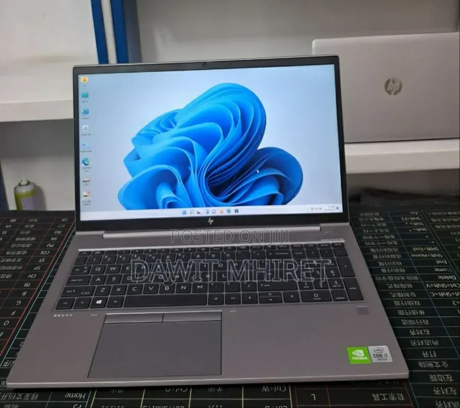New Laptop HP ZBook 14 16GB Intel Core i7 SSD 512GB