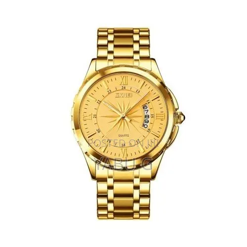 SKMEI a Gold-Toned Men's Quartz Wristwatch Featuring an Analog Display