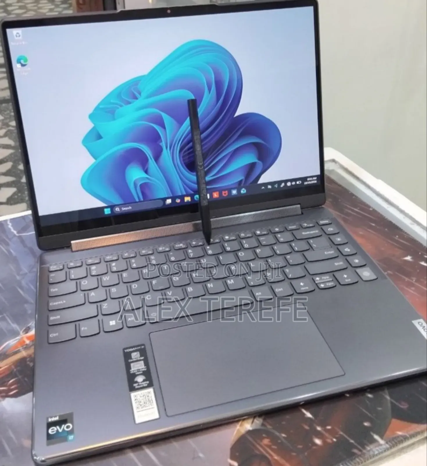 New Laptop Lenovo Yoga Pro 9i Aura Edition 16GB Intel Core i7 SSD 1T