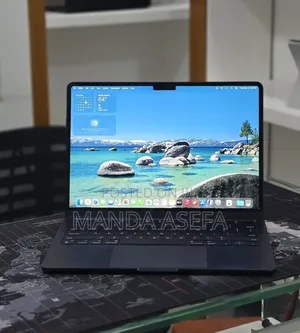New Laptop Apple MacBook Air 2025 M4 16GB Apple M4 SSD 256GB