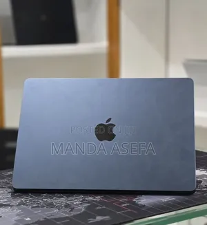 New Laptop Apple MacBook Air 2025 M4 16GB Apple M4 SSD 256GB