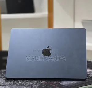 New Laptop Apple MacBook Air 2025 M4 16GB Apple M4 SSD 256GB