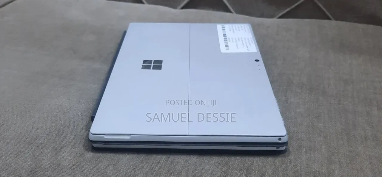 New Laptop Microsoft Surface Pro 6 8GB Intel Core i5 SSD 256GB