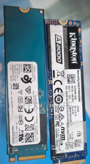 1 Tb 
NVMe SSD 
Pulled Out Original