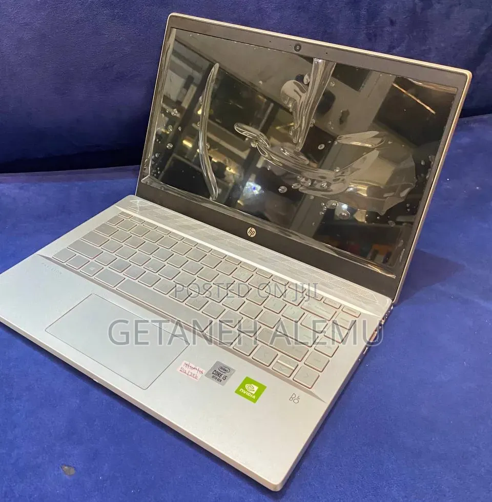 New Laptop HP Pavilion X2 10 16GB Intel Core i5 SSD 512GB
