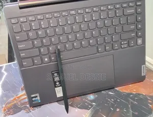 New Laptop Lenovo Yoga 9i 16GB Intel Core i7 SSD 1T