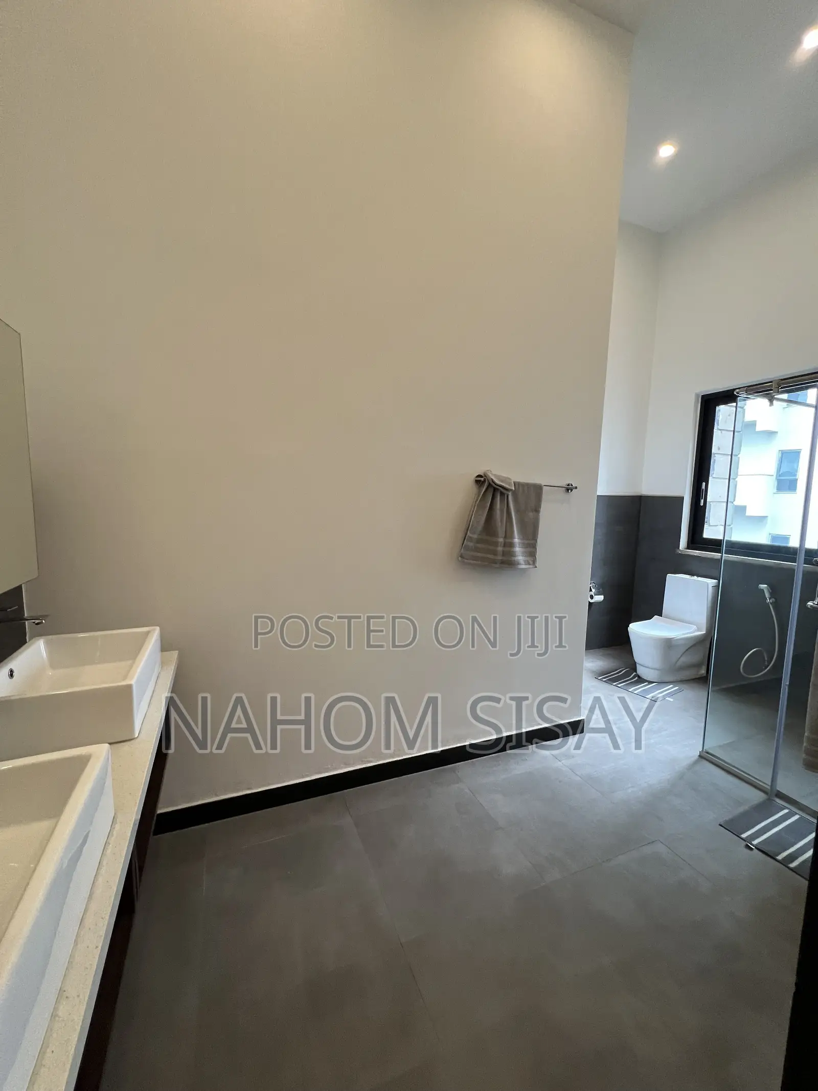 Furnished 4bdrm Penthouse in House Review, Bole for rent