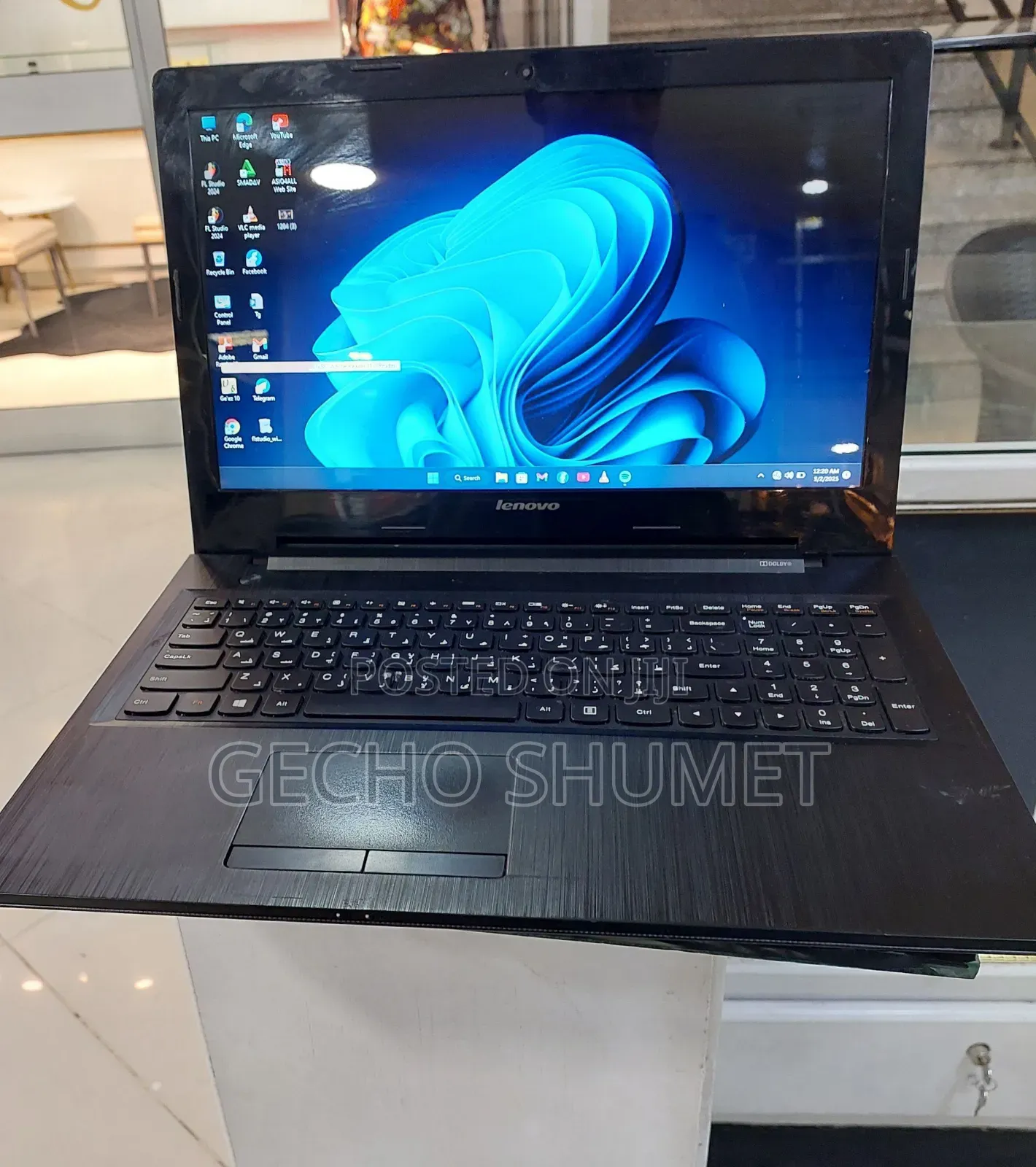 New Laptop Lenovo IdeaPad 1 8GB Intel Core 2 Quad SSD 500GB