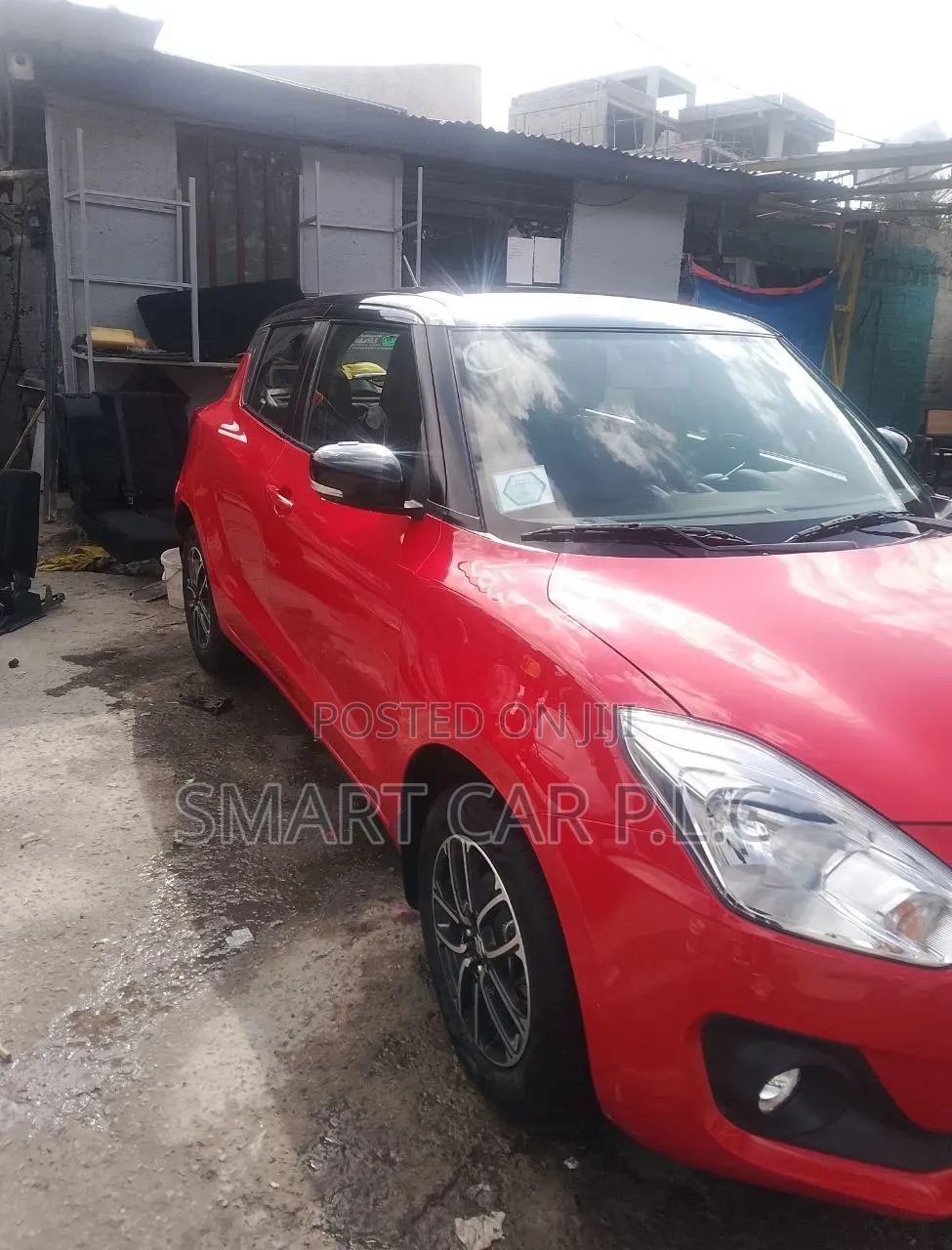 Suzuki Swift 2021 Red