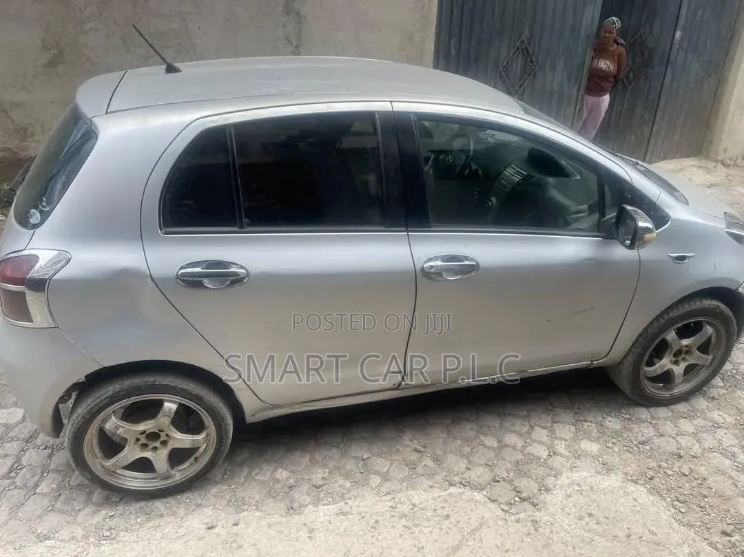 Toyota Yaris 2007 Silver