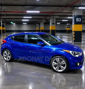 Hyundai Veloster Veloster (Standard) 2013