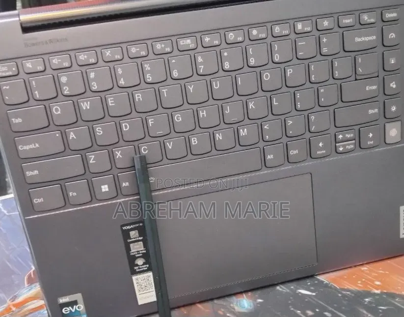New Laptop Lenovo Yoga 9i 16GB Intel Core i7 SSD 1T