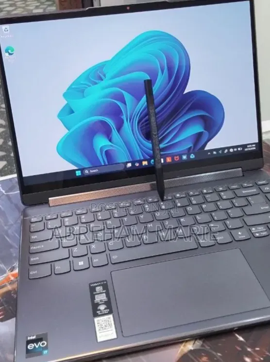 New Laptop Lenovo Yoga 9i 16GB Intel Core i7 SSD 1T