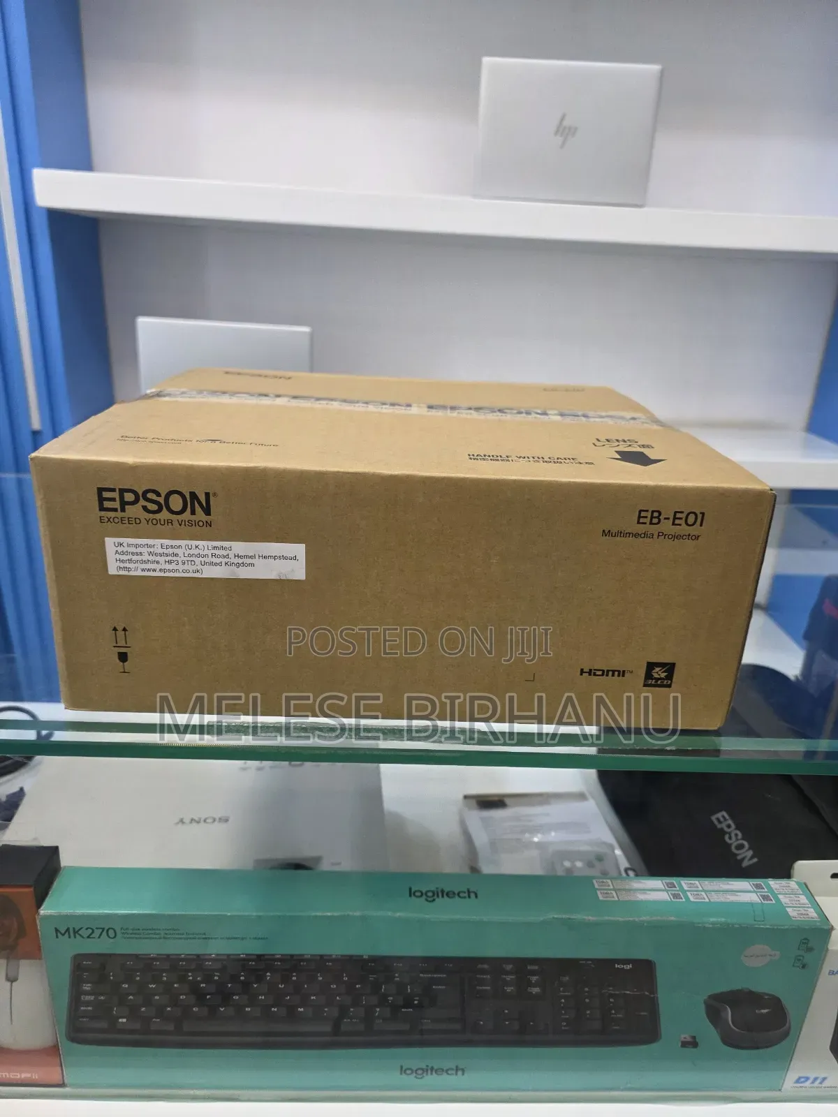 Brand New Epson Eb-E01 Projector