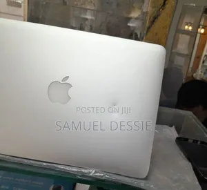 New Laptop Apple MacBook Pro 2013 8GB Intel Core i5 SSD 256GB
