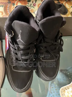 Air Jordan 3 Black Cat Travis Scott