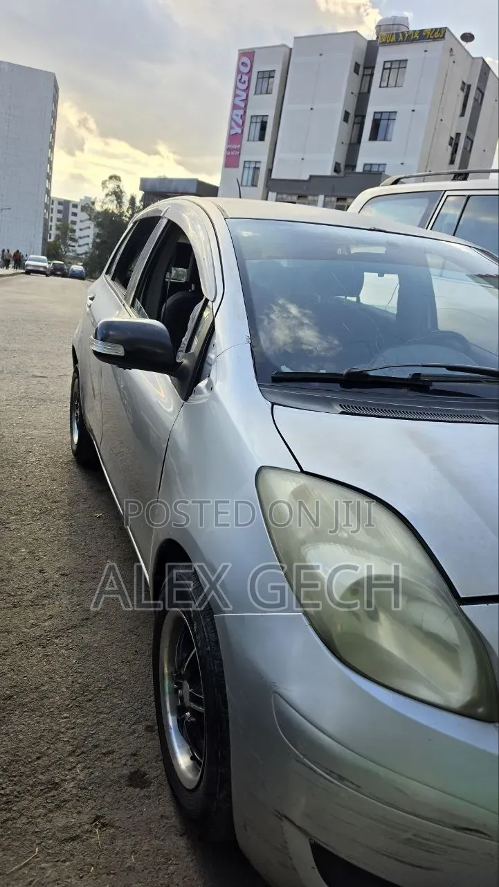Toyota Yaris 2008 Silver