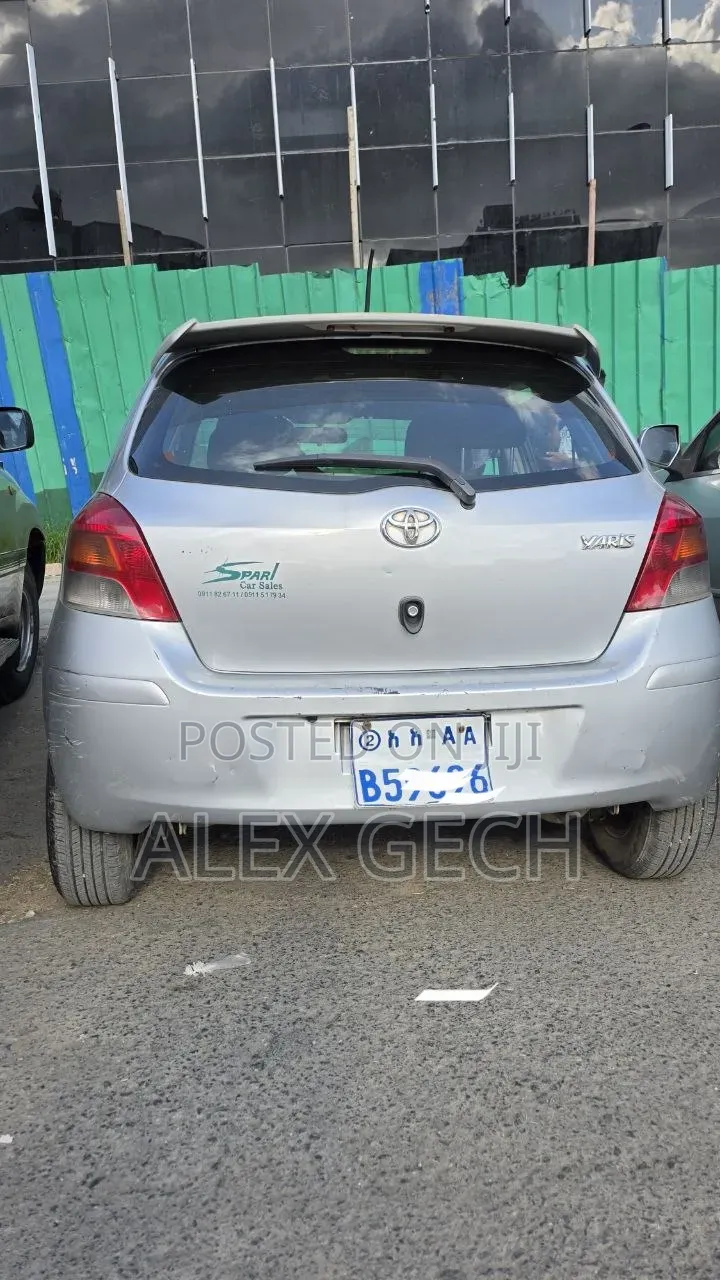 Toyota Yaris 2008 Silver