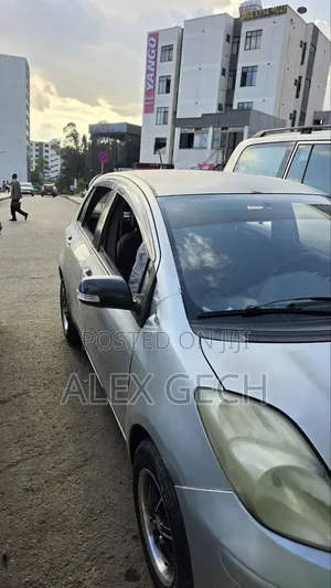 Toyota Yaris 2008 Silver