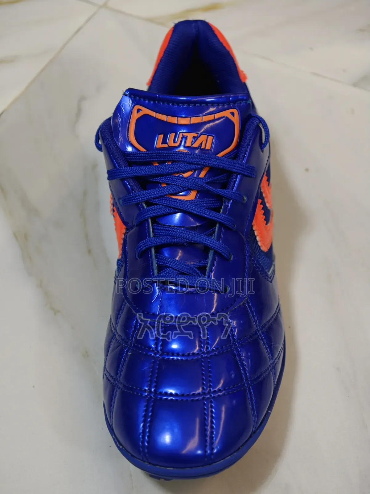 ቶርሽን ታኬታ Football Shoes