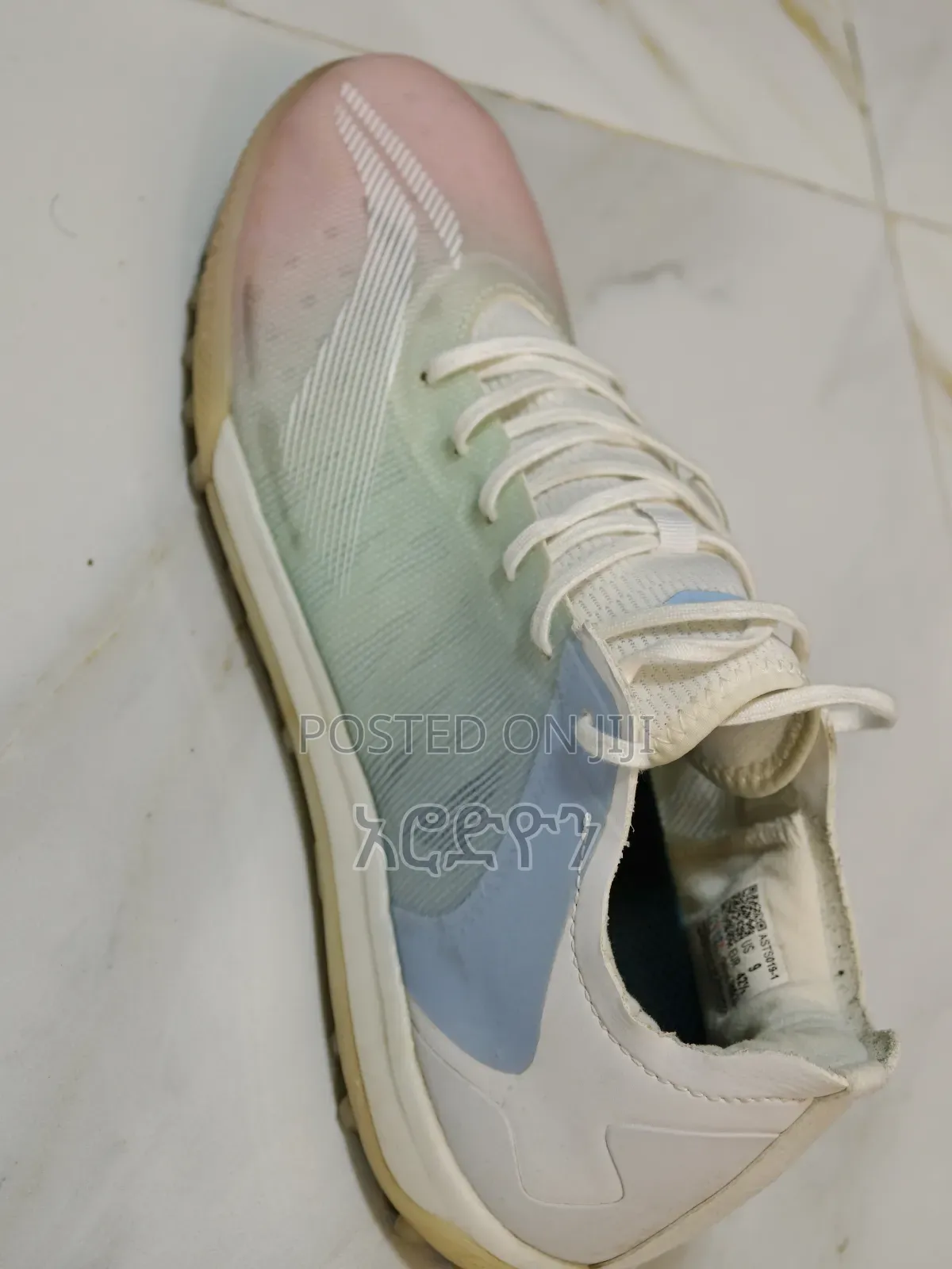 ታኬታ Football Shoes. Soccer Shoes